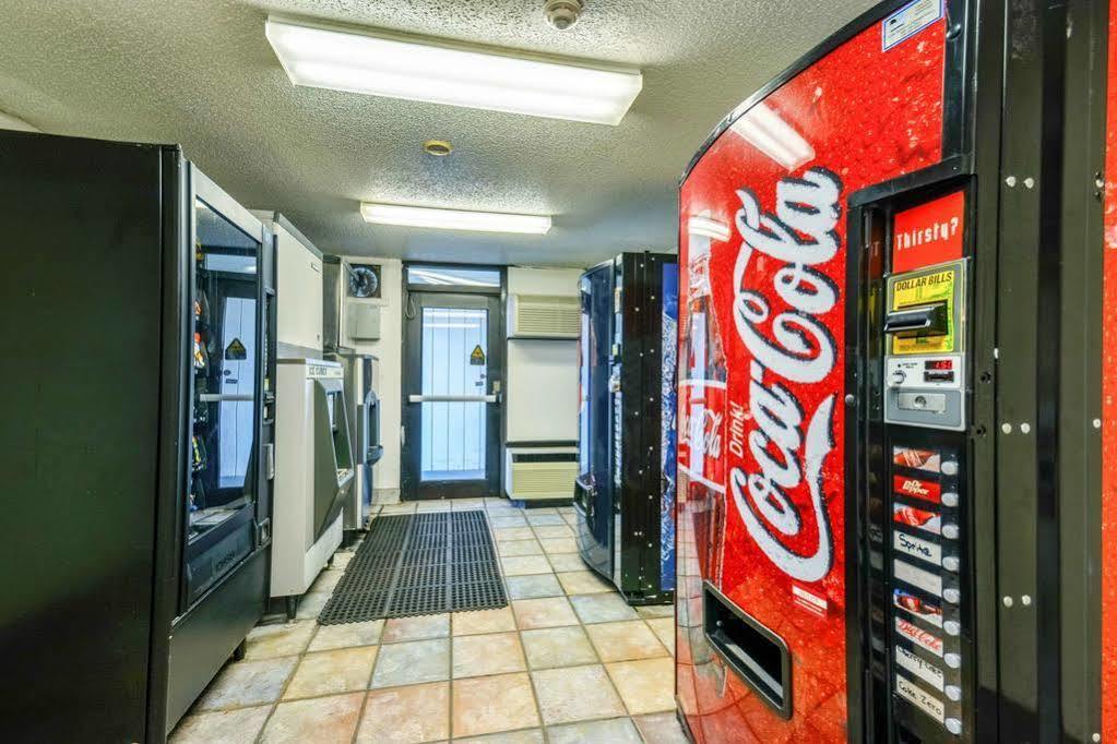 Motel 6 Huntsville - Madison Extérieur photo